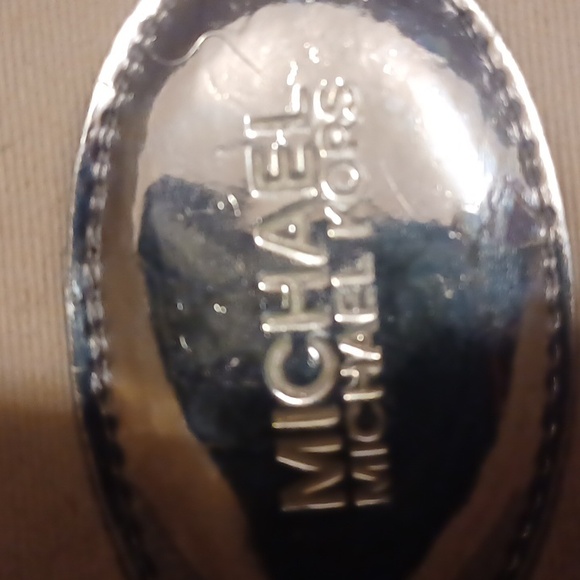 Michael Kors sneakers size 6.5 - Picture 4 of 5